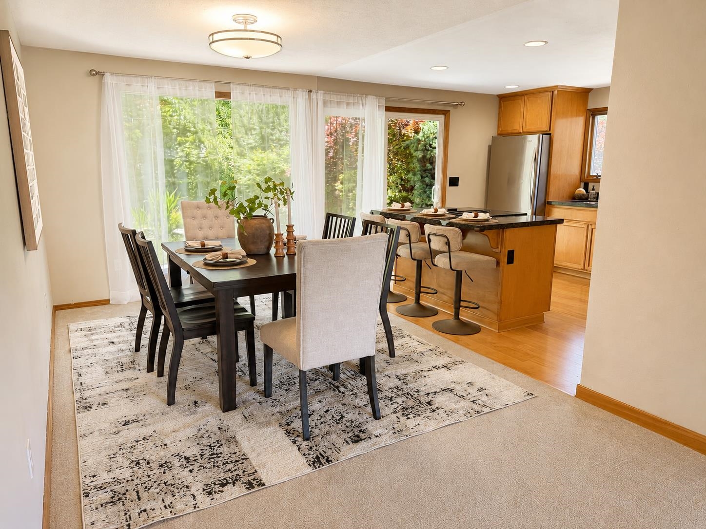 2642 E 38TH Ave - Photo 4