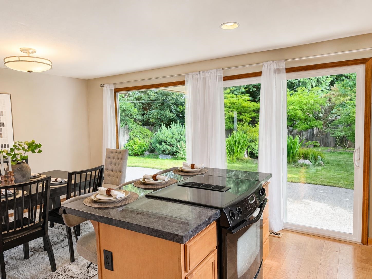 2642 E 38TH Ave - Photo 6