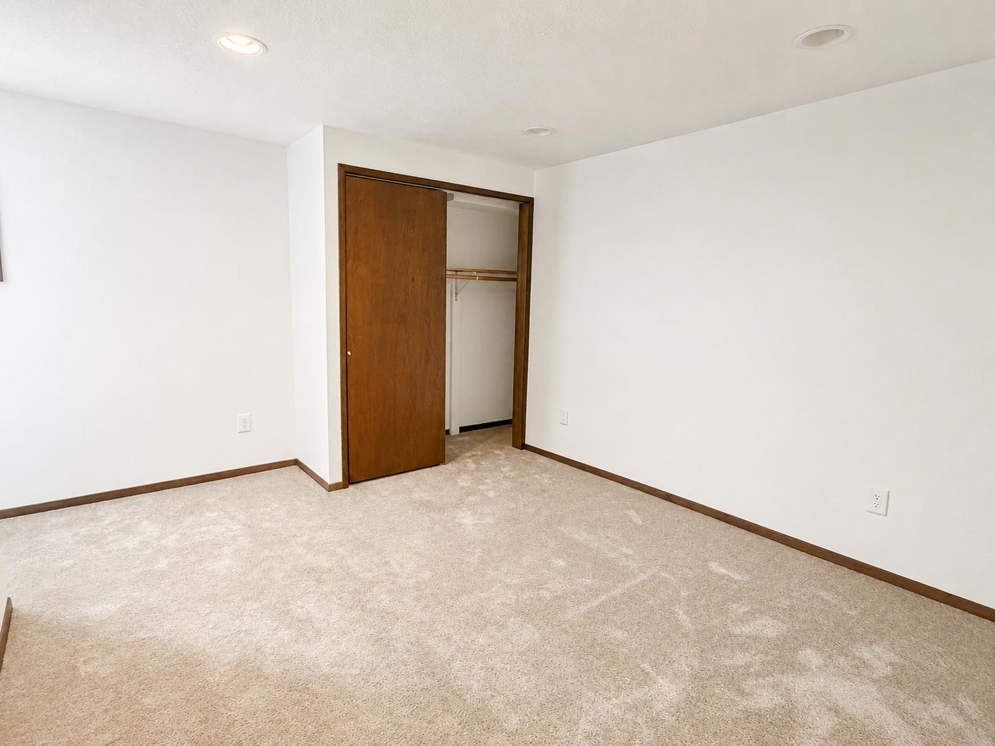 2642 E 38TH Ave - Photo 30