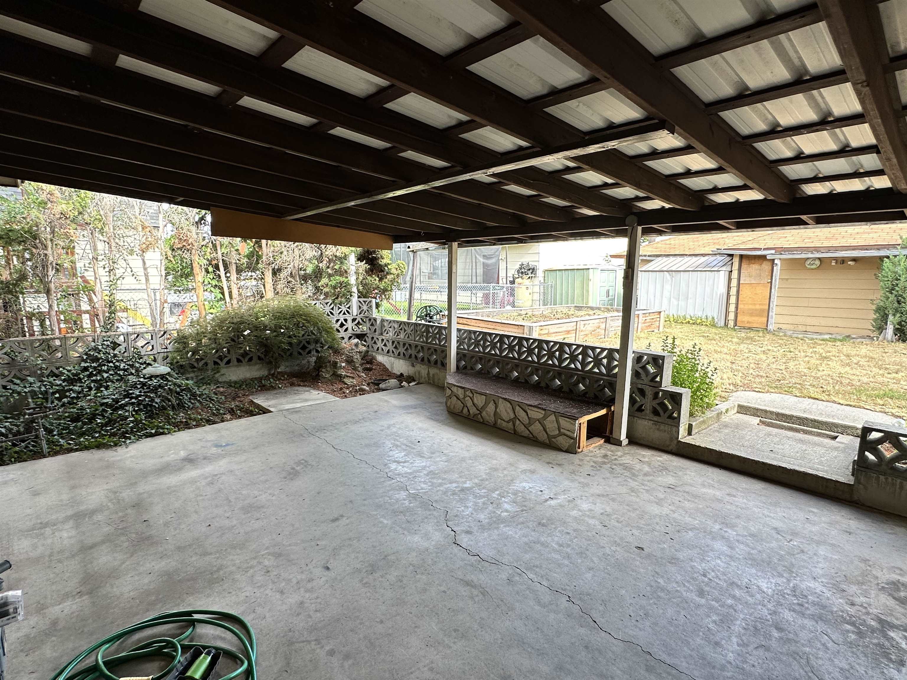 2604 W Crown Ave - Photo 32