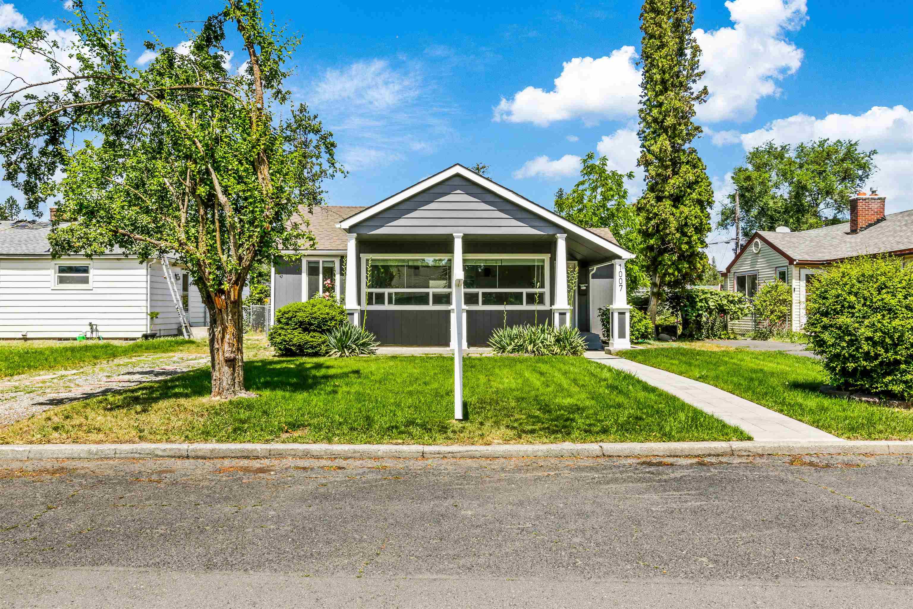 1007 E 40 Ave - Photo 3