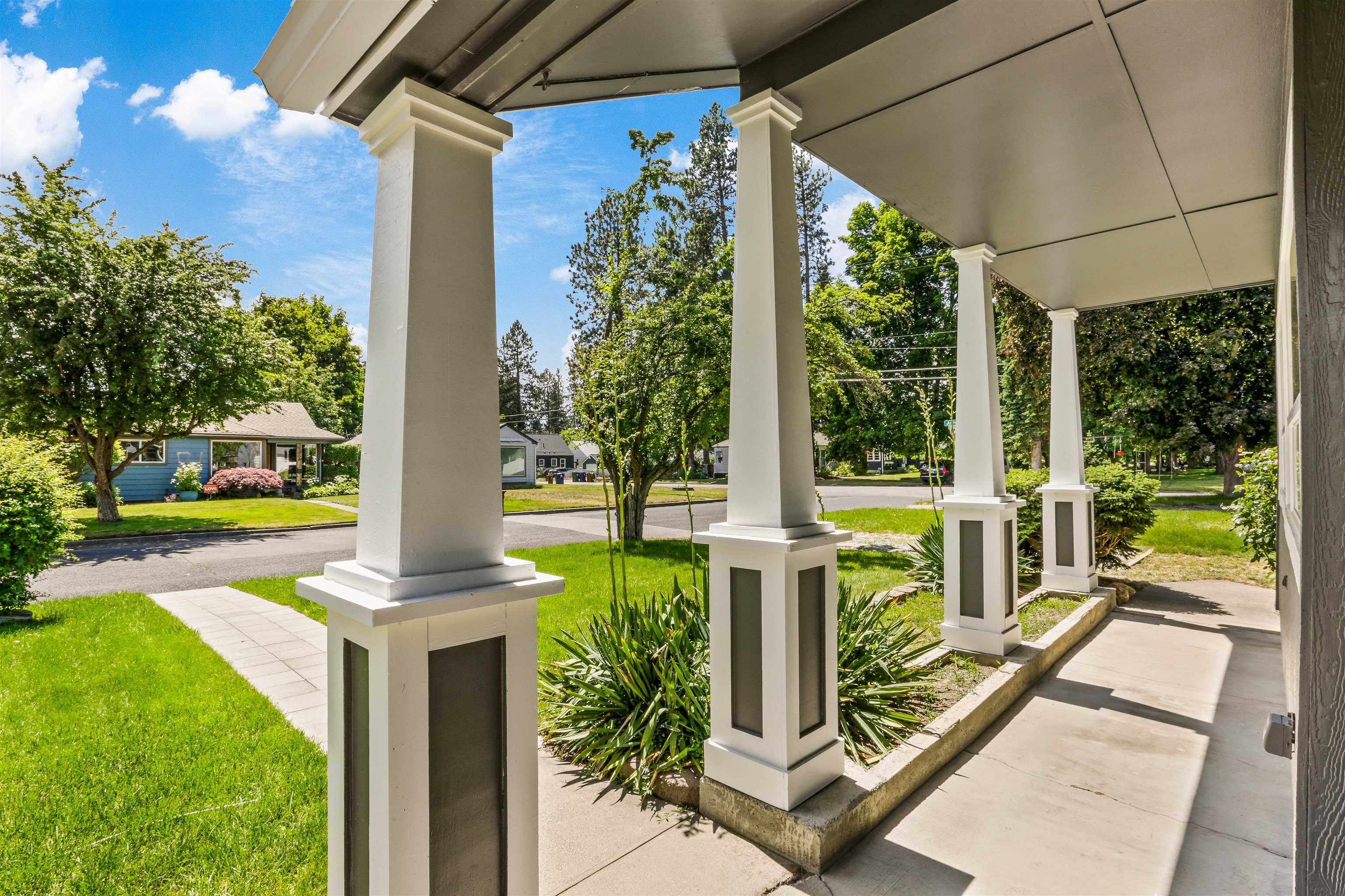 1007 E 40 Ave - Photo 7