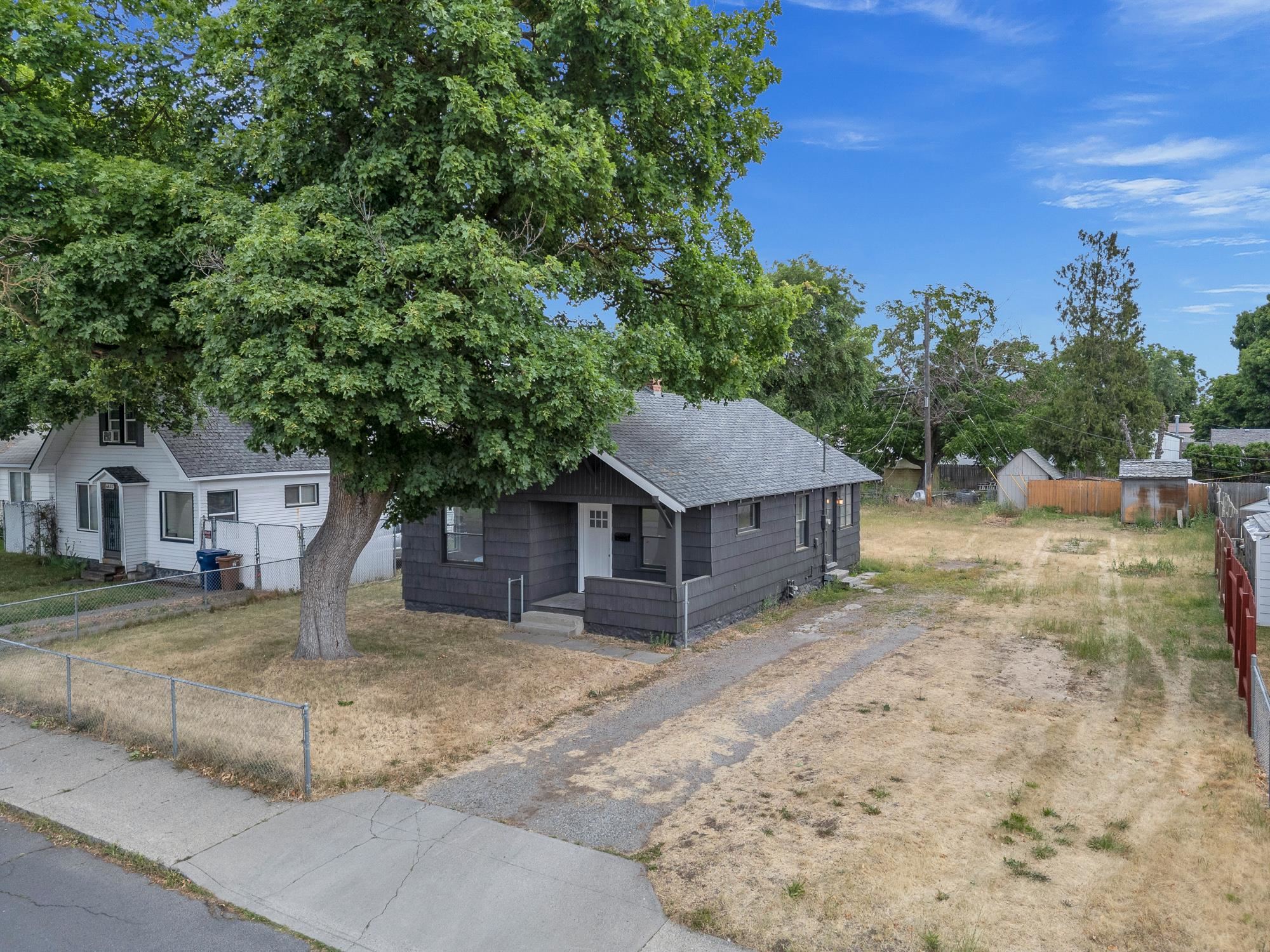 2433 E CENTRAL Ave - Photo 29