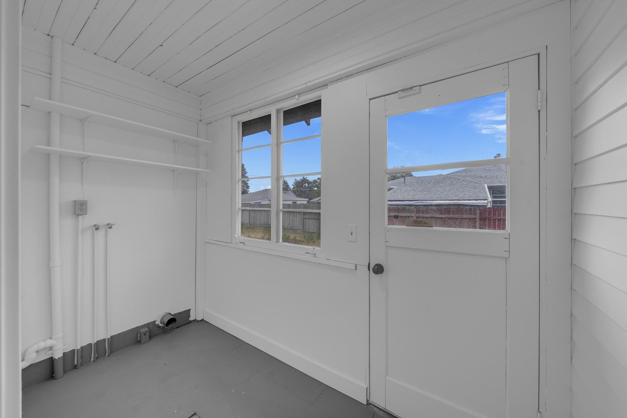 2433 E CENTRAL Ave - Photo 24