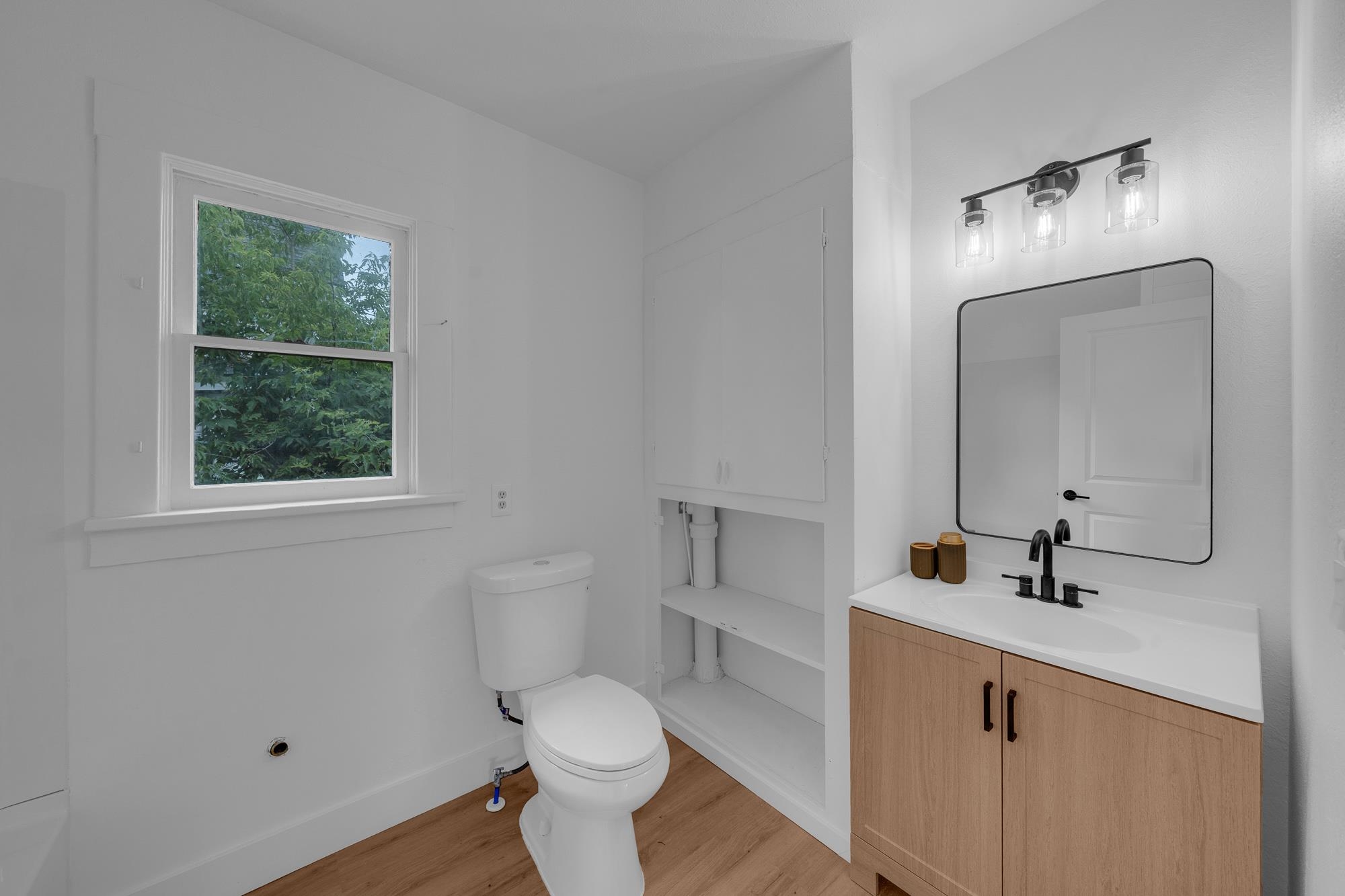 2433 E CENTRAL Ave - Photo 19