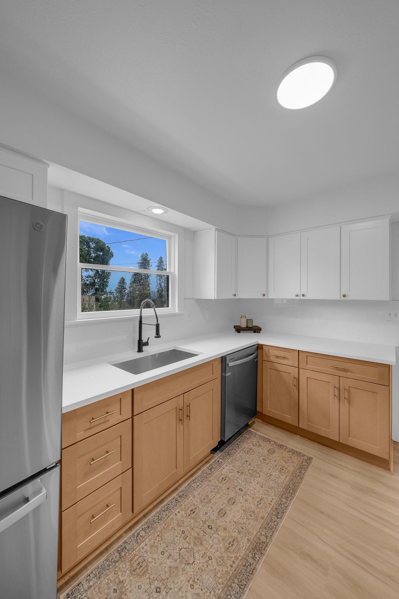 2433 E CENTRAL Ave - Photo 8