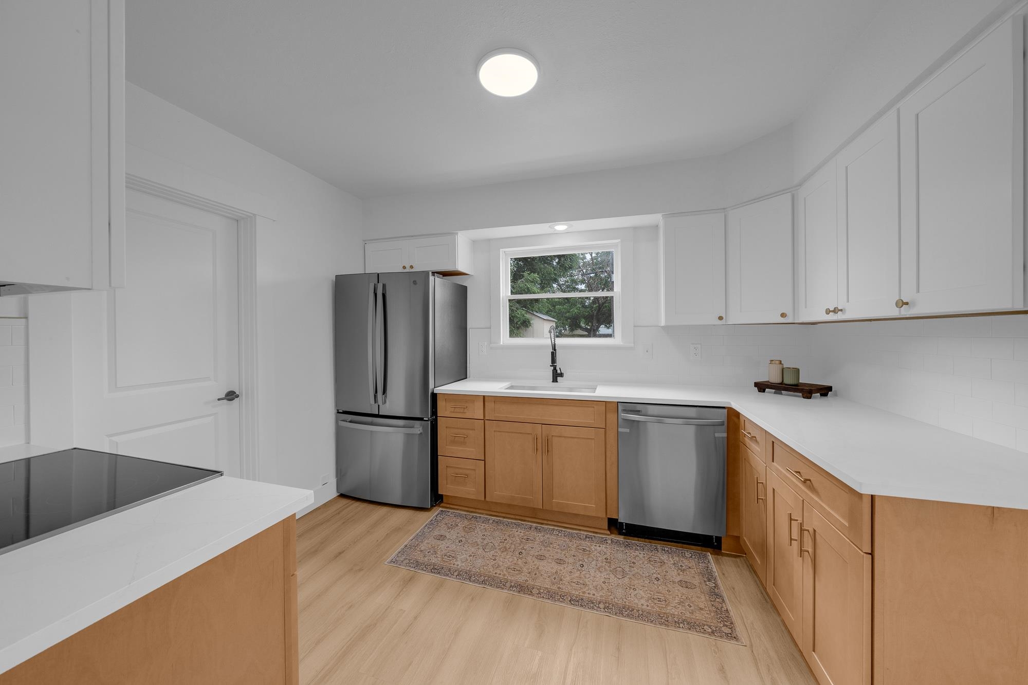 2433 E CENTRAL Ave - Photo 7