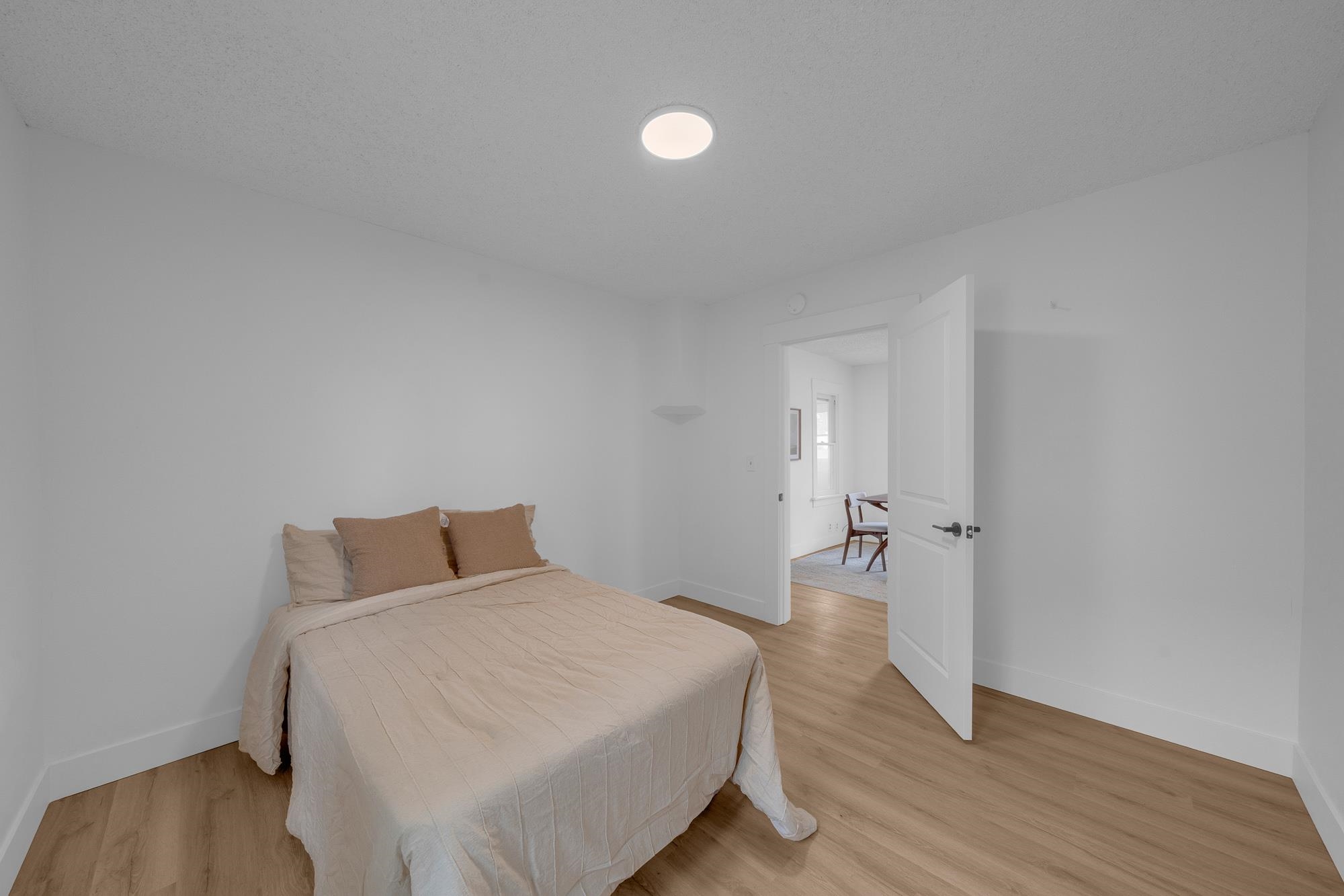 2433 E CENTRAL Ave - Photo 18