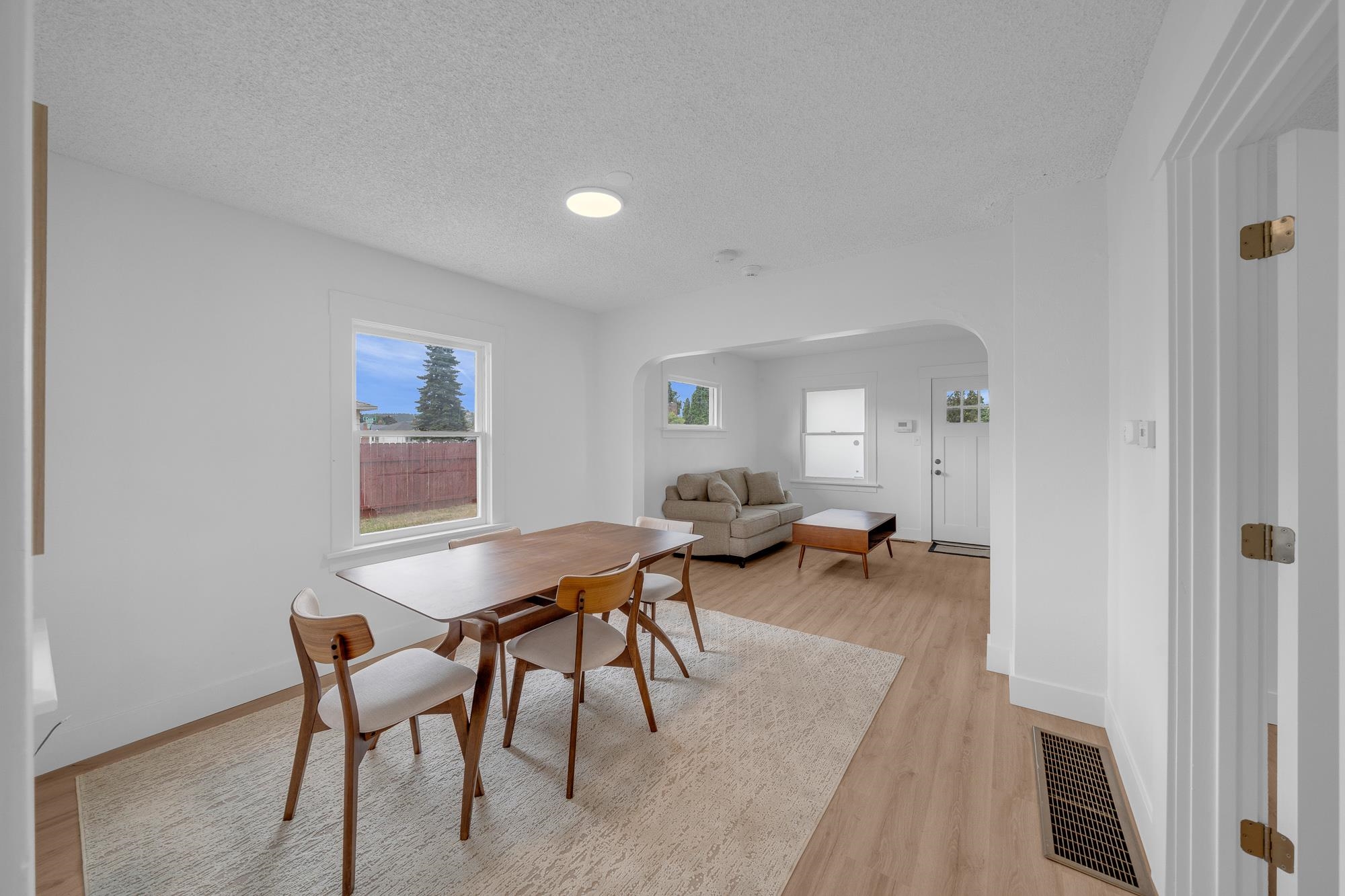 2433 E CENTRAL Ave - Photo 14
