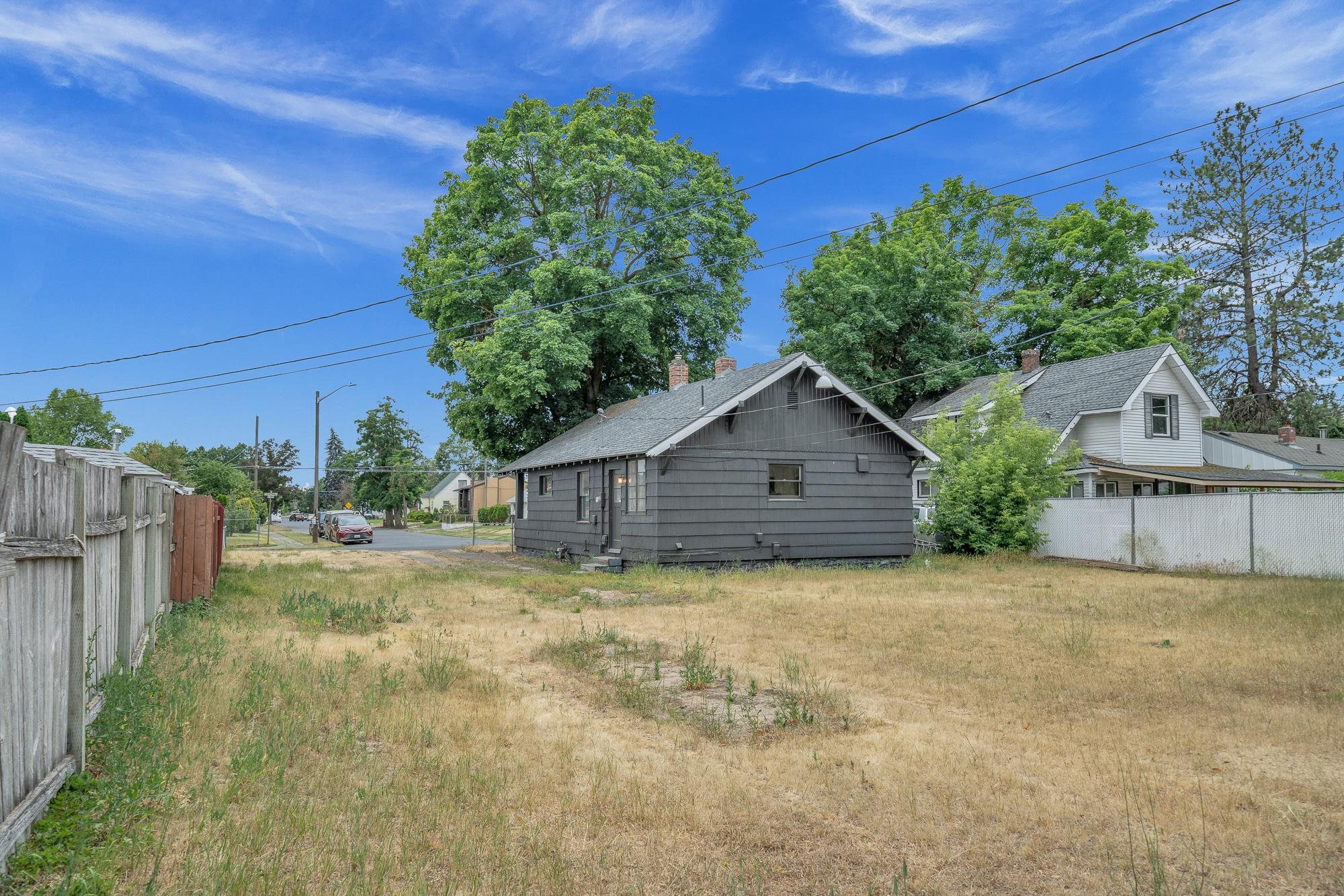 2433 E CENTRAL Ave - Photo 27