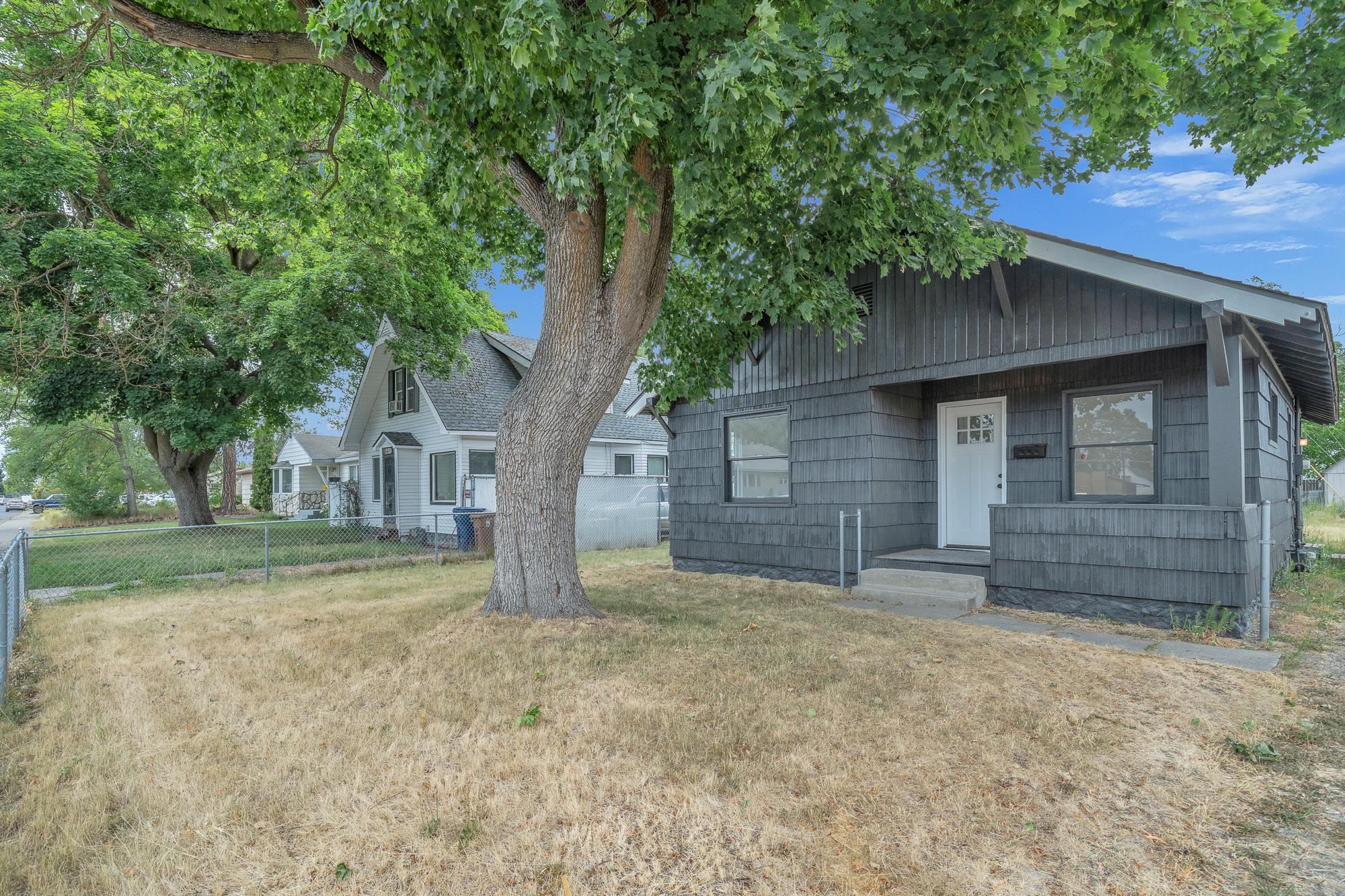 2433 E CENTRAL Ave - Photo 33