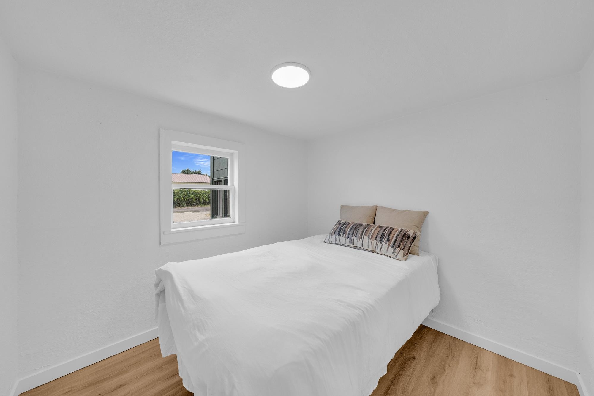 1922 E COLUMBIA Ave - Photo 16