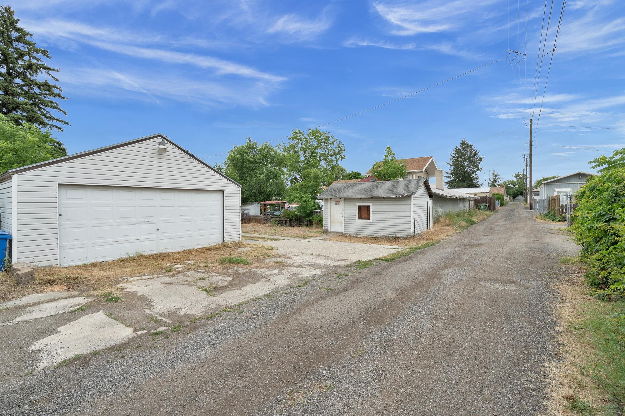 1922 E COLUMBIA Ave - Photo 7