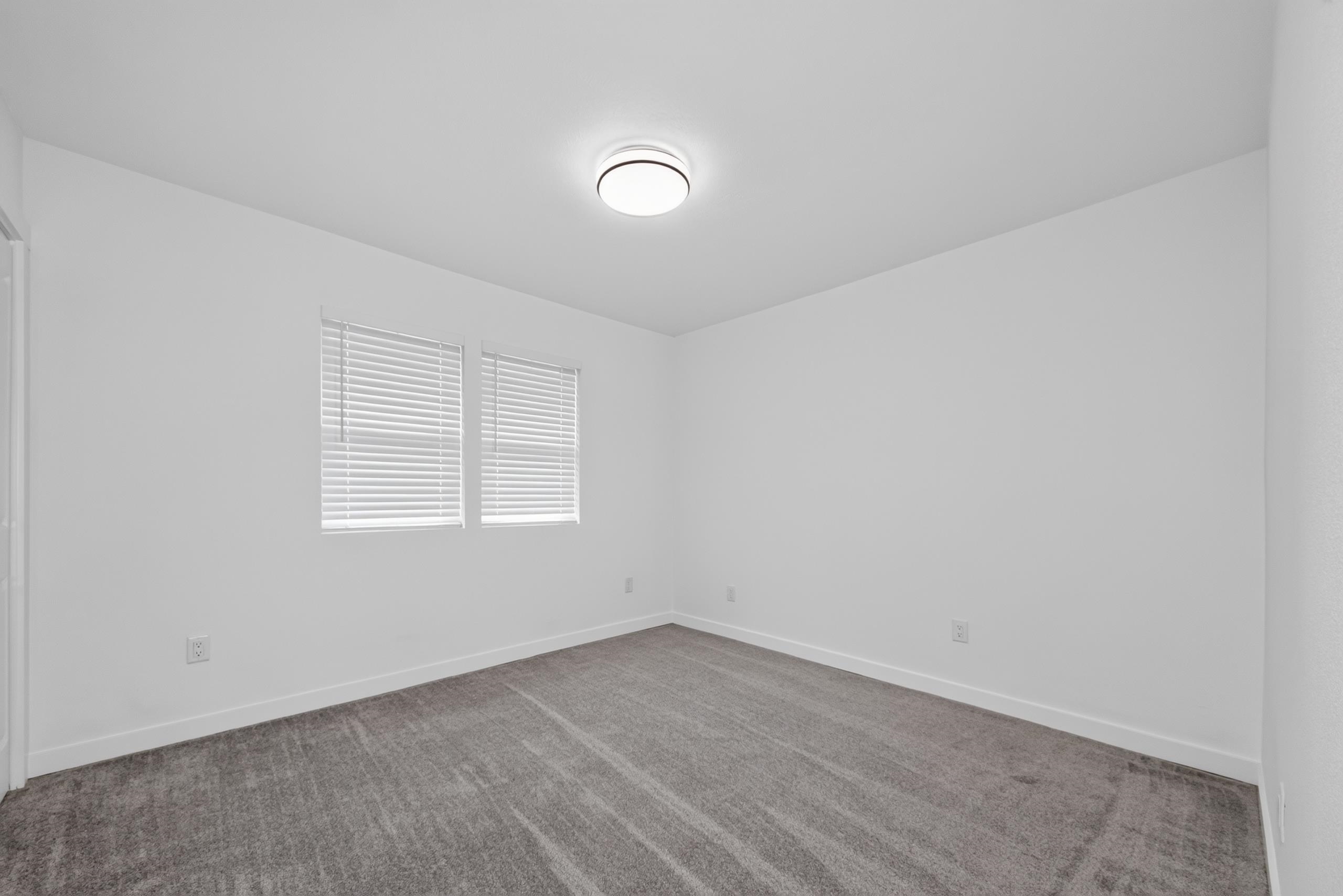 5028 N WASHINGTON St - Photo 11