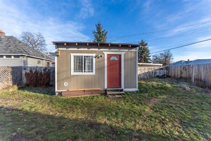 1030 E Sanson Ave - Photo 8