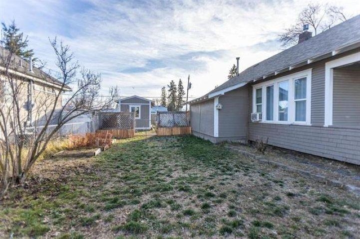 1030 E Sanson Ave - Photo 12