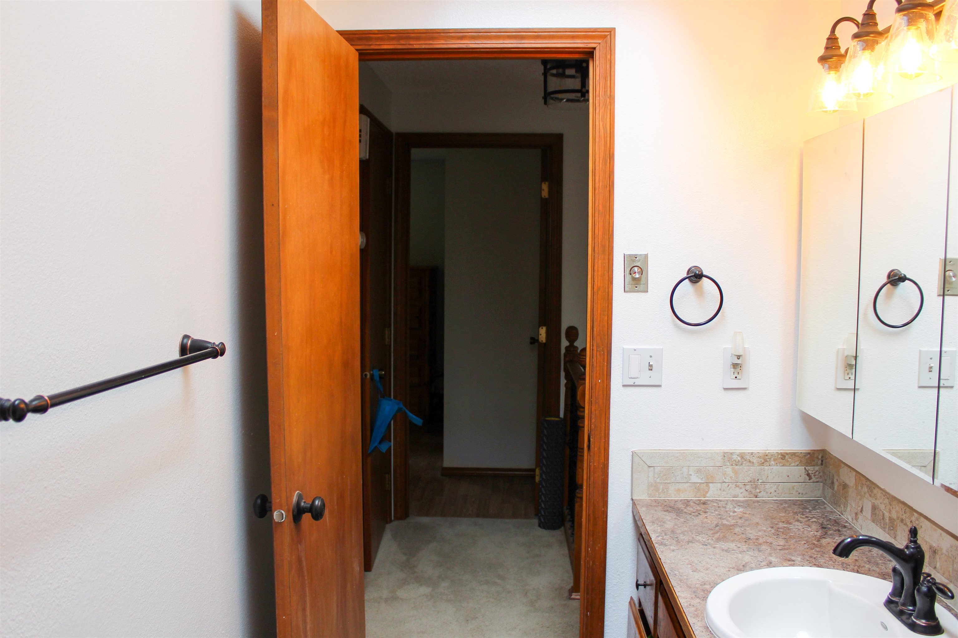 8311 N Greenwood Ct - Photo 29
