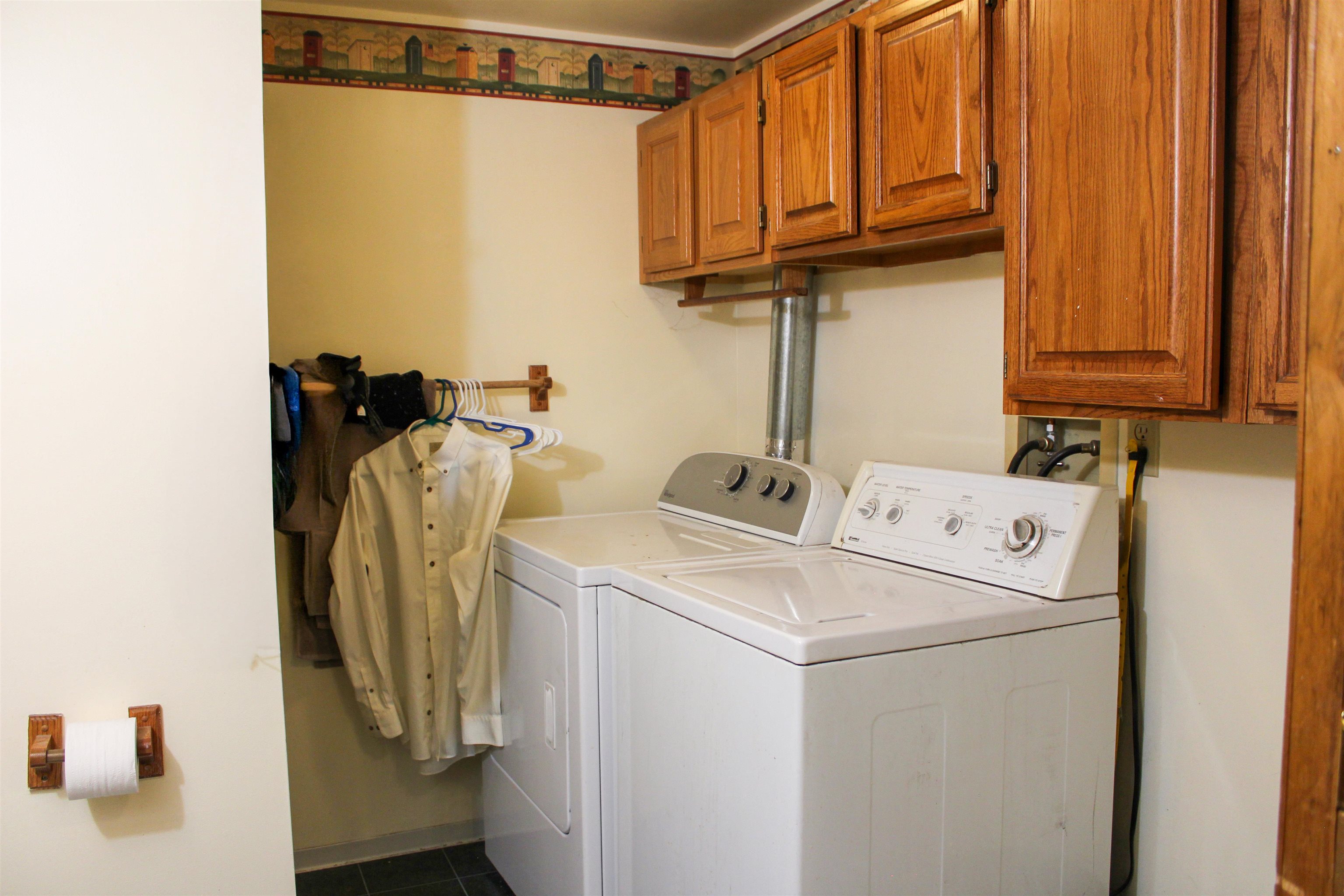 8311 N Greenwood Ct - Photo 34