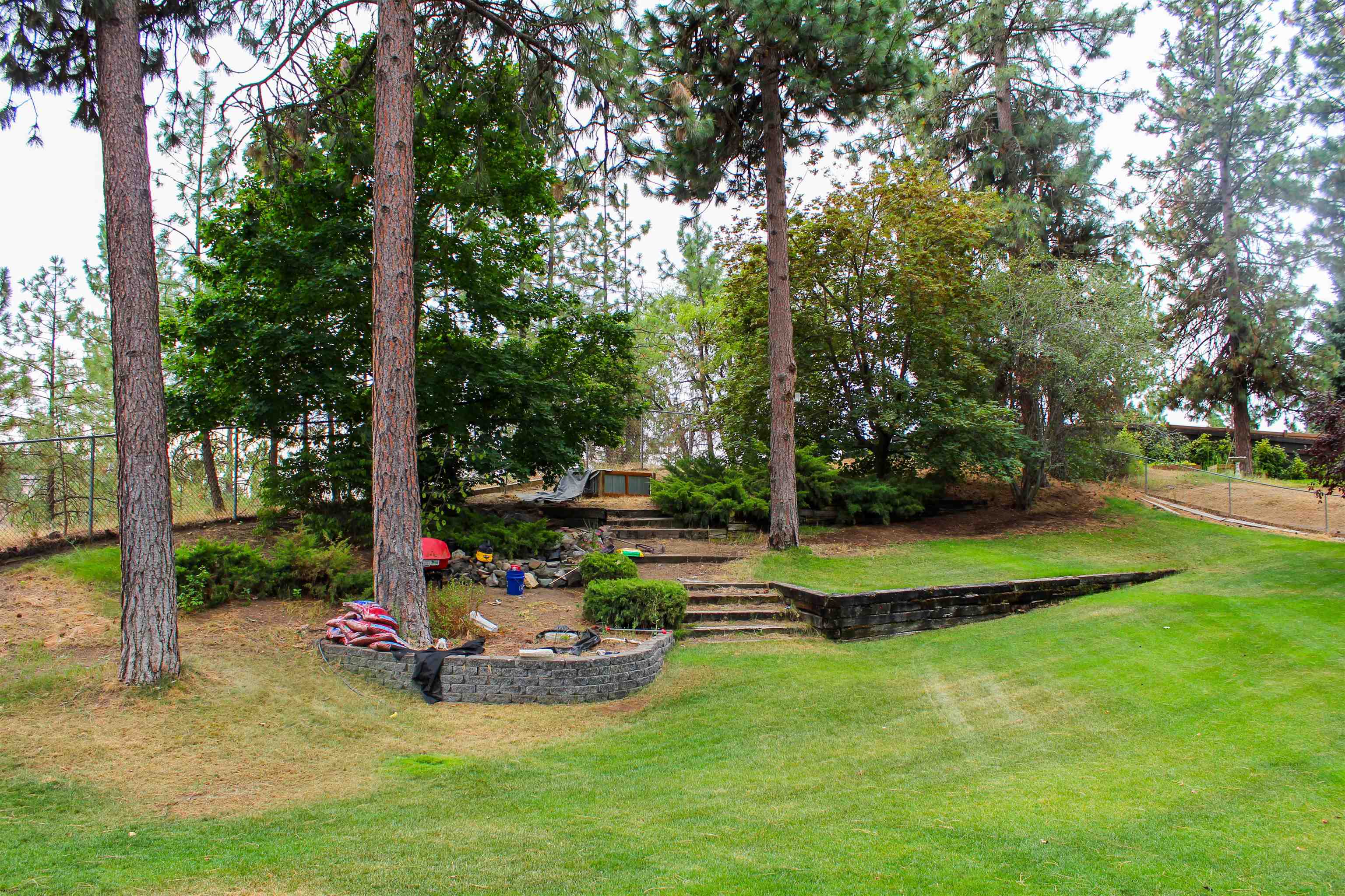 8311 N Greenwood Ct - Photo 11