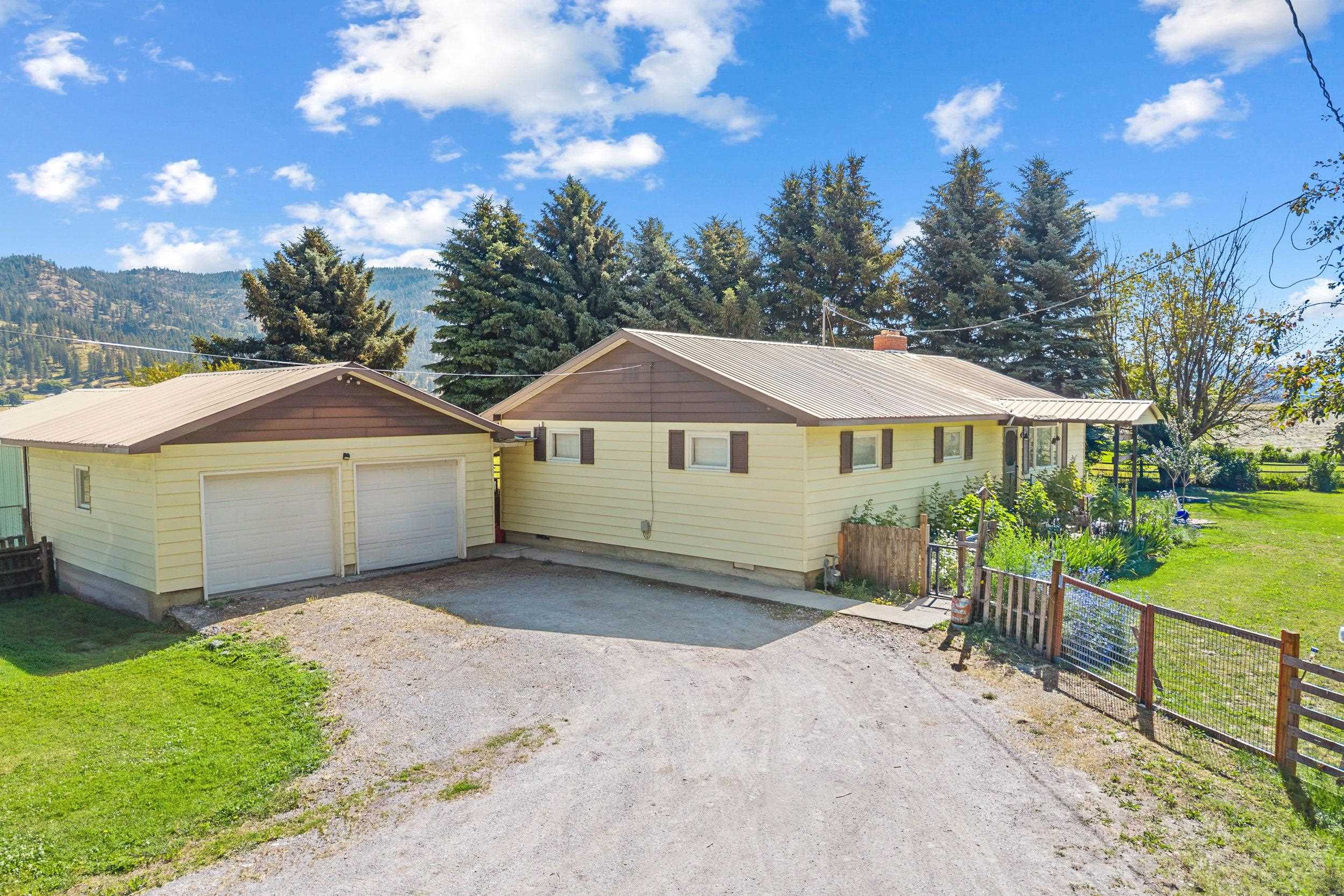 511 Valley Westside Rd - Photo 1