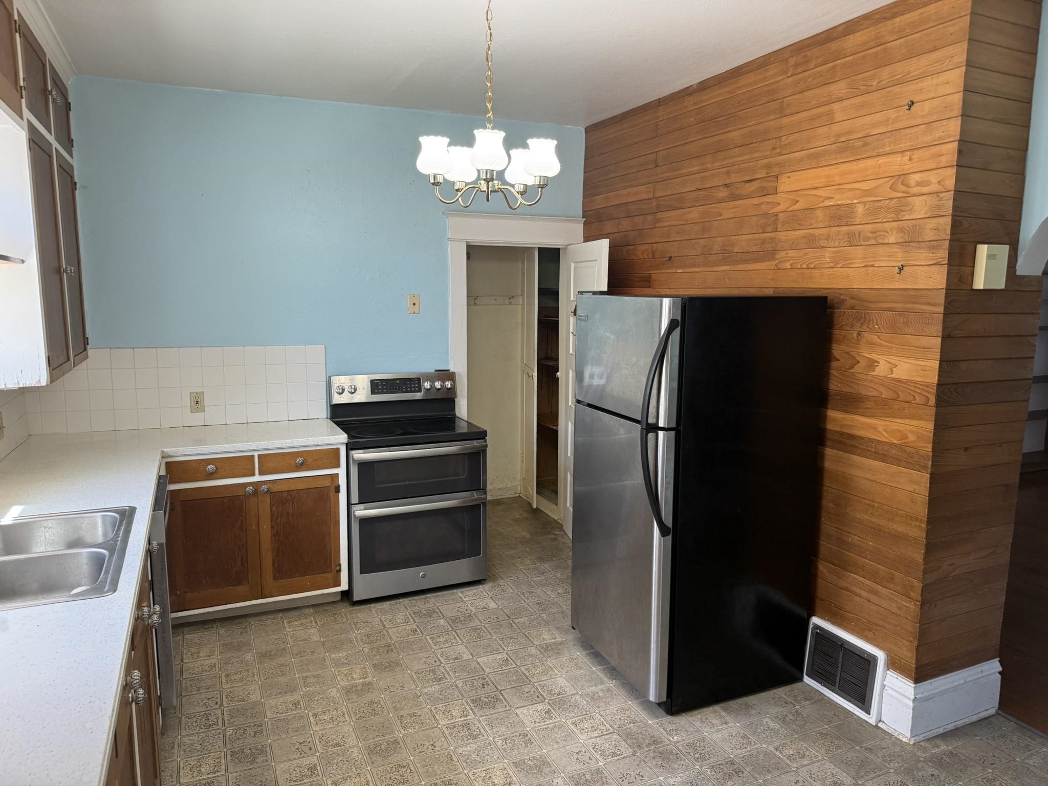 2628 N Stone St - Photo 10