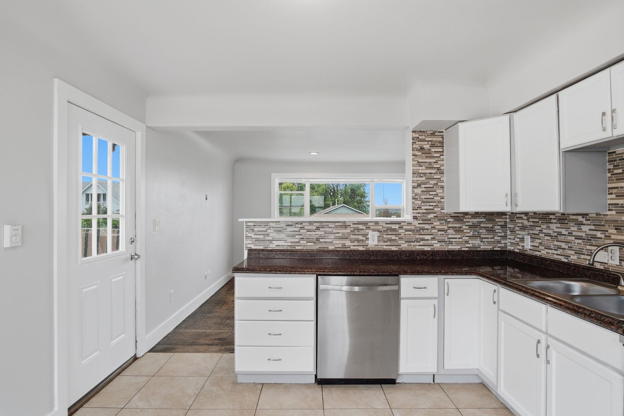 1815 E Dalton Ave - Photo 10