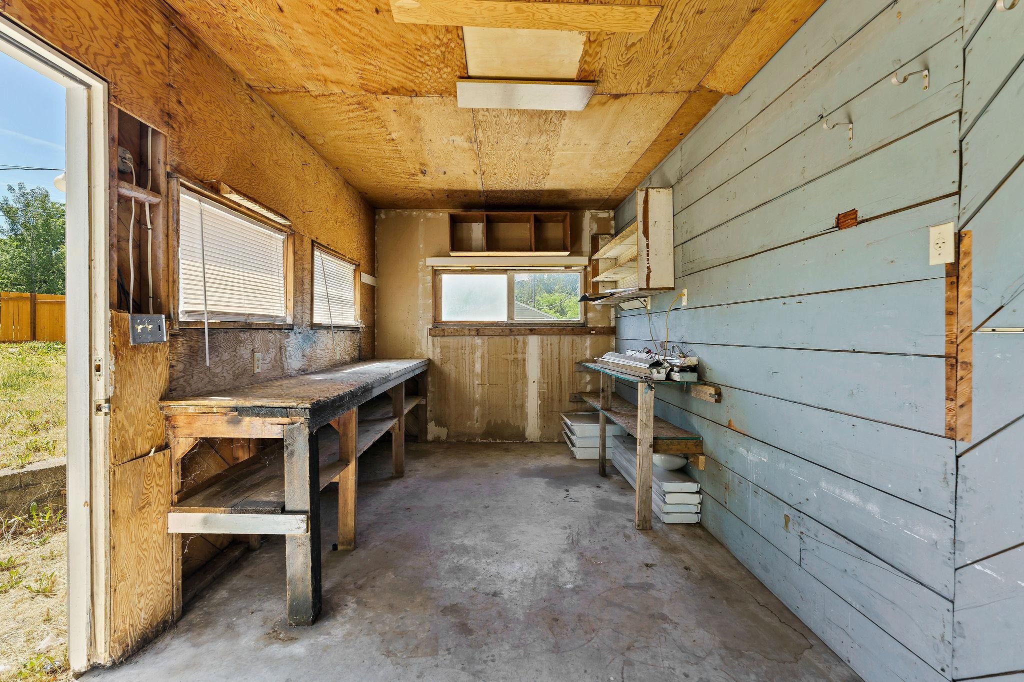 3303 E Congress Ave - Photo 37
