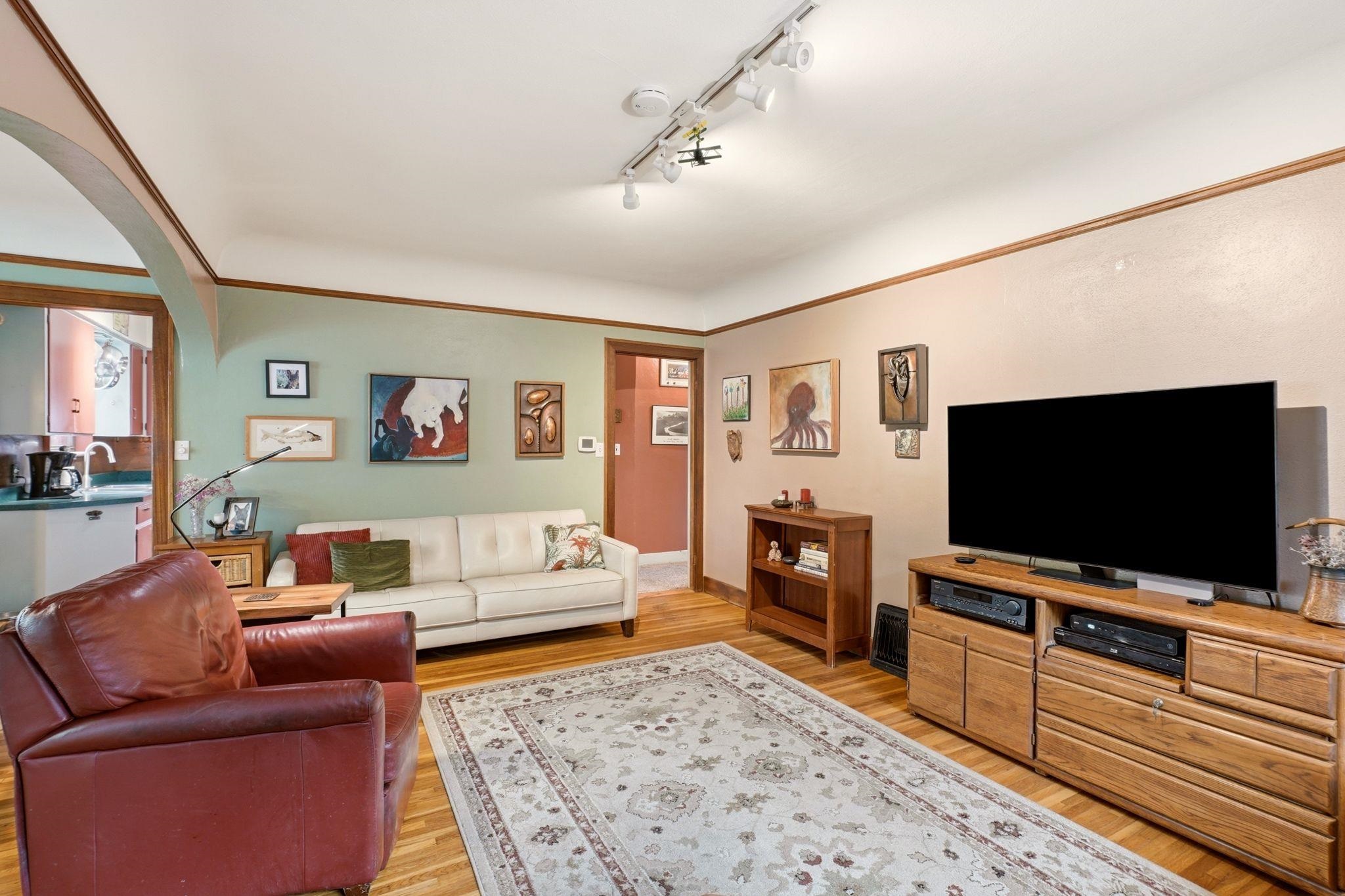 3210 E 16th Ave - Photo 5