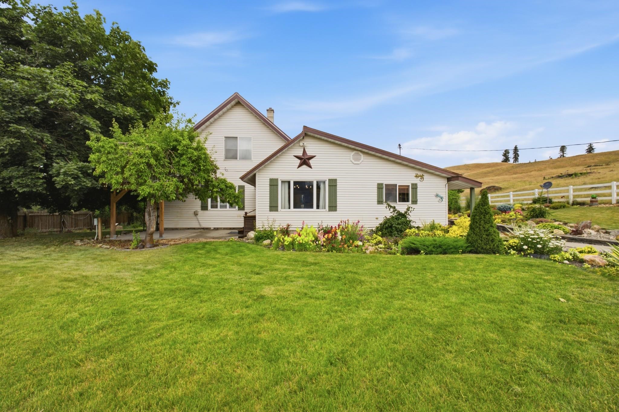 691 Highway 20 E - Photo 4