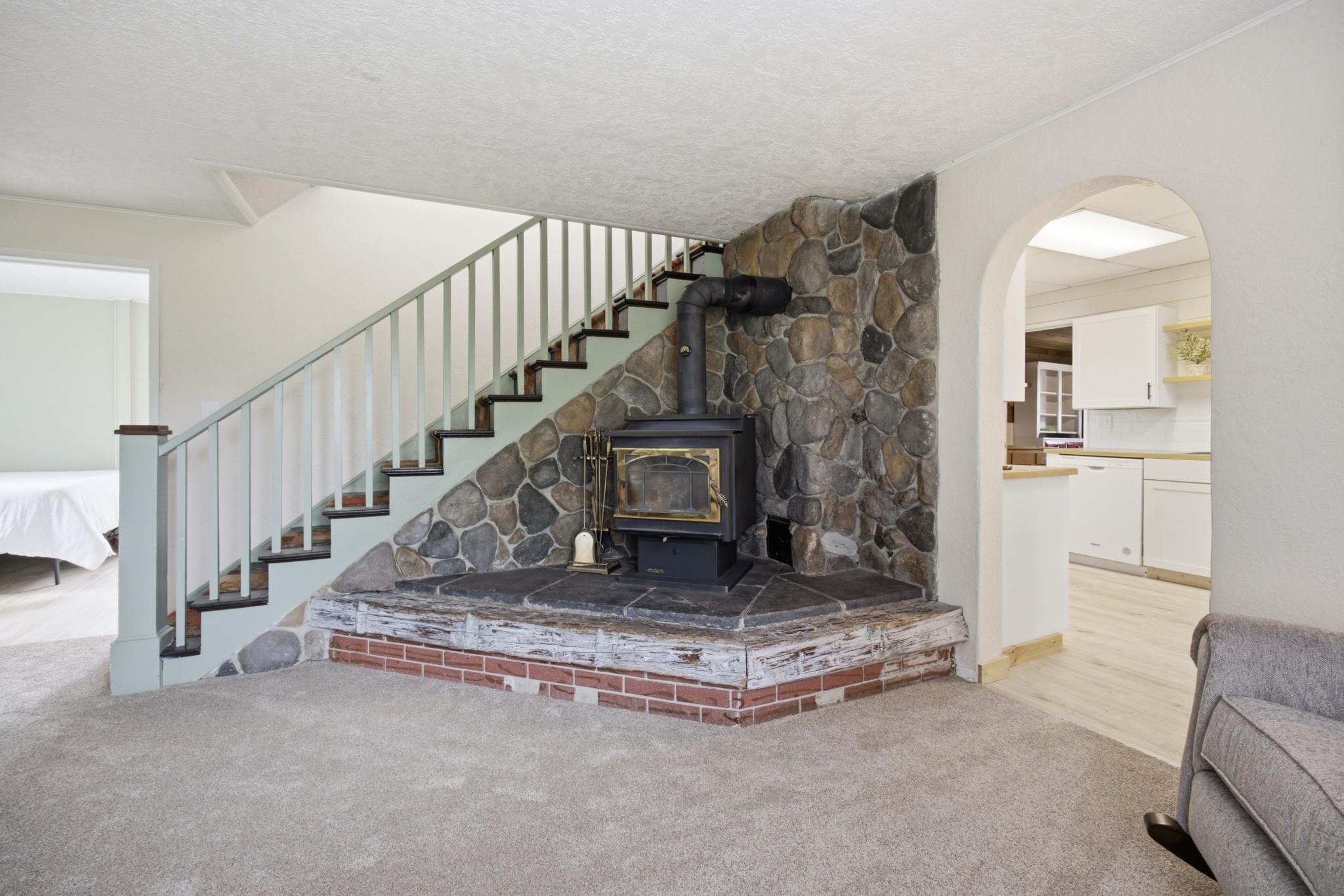 691 Highway 20 E - Photo 17