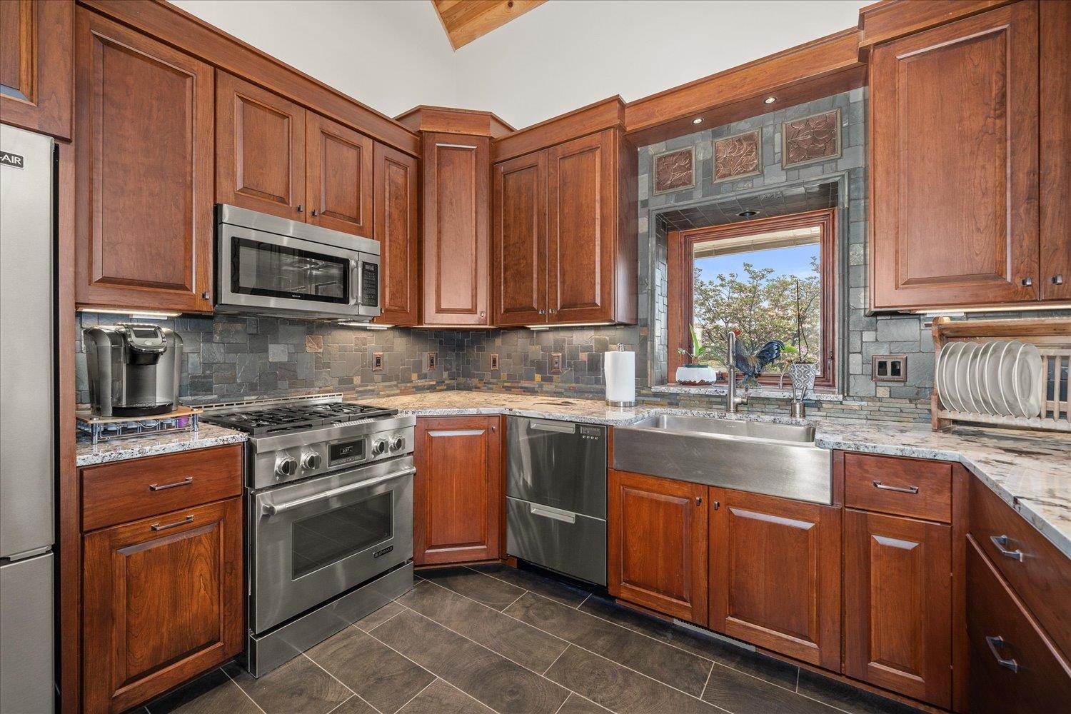16010 W JADE Ln - Photo 14