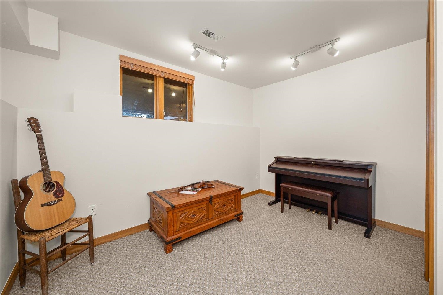 16010 W JADE Ln - Photo 34