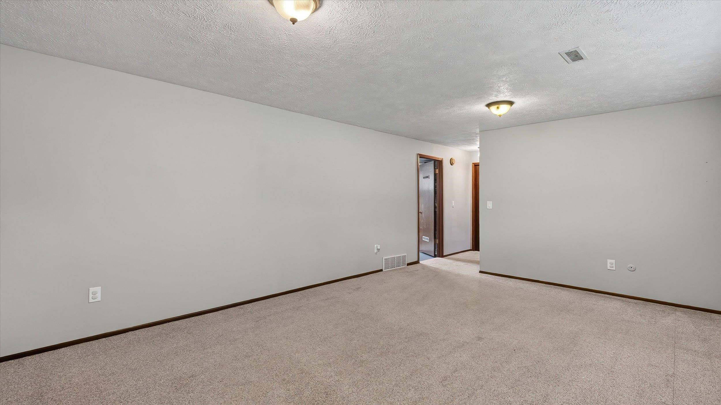8021 N Pamela St - Photo 26