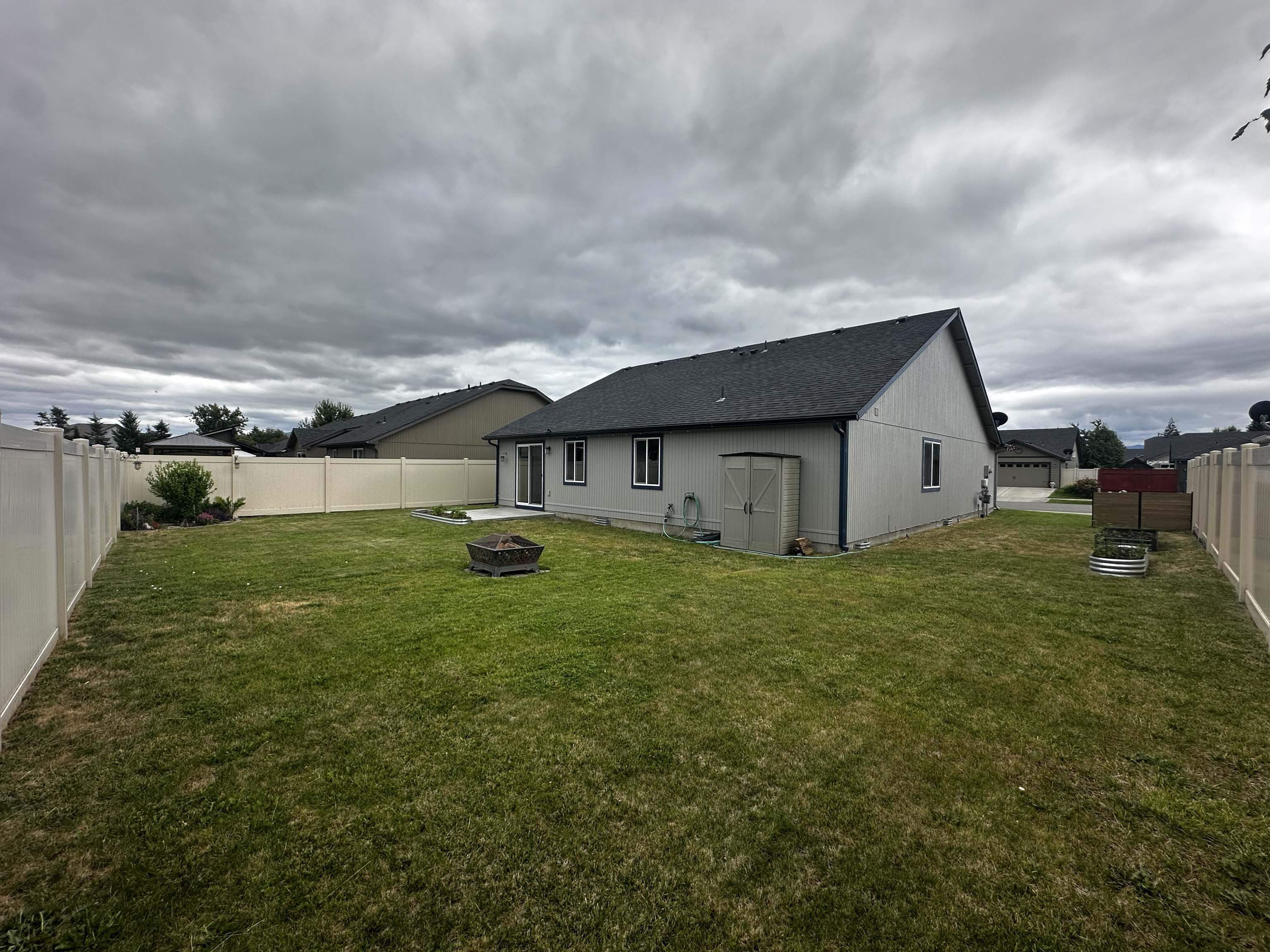 19013 E Mountain View Ave - Photo 16
