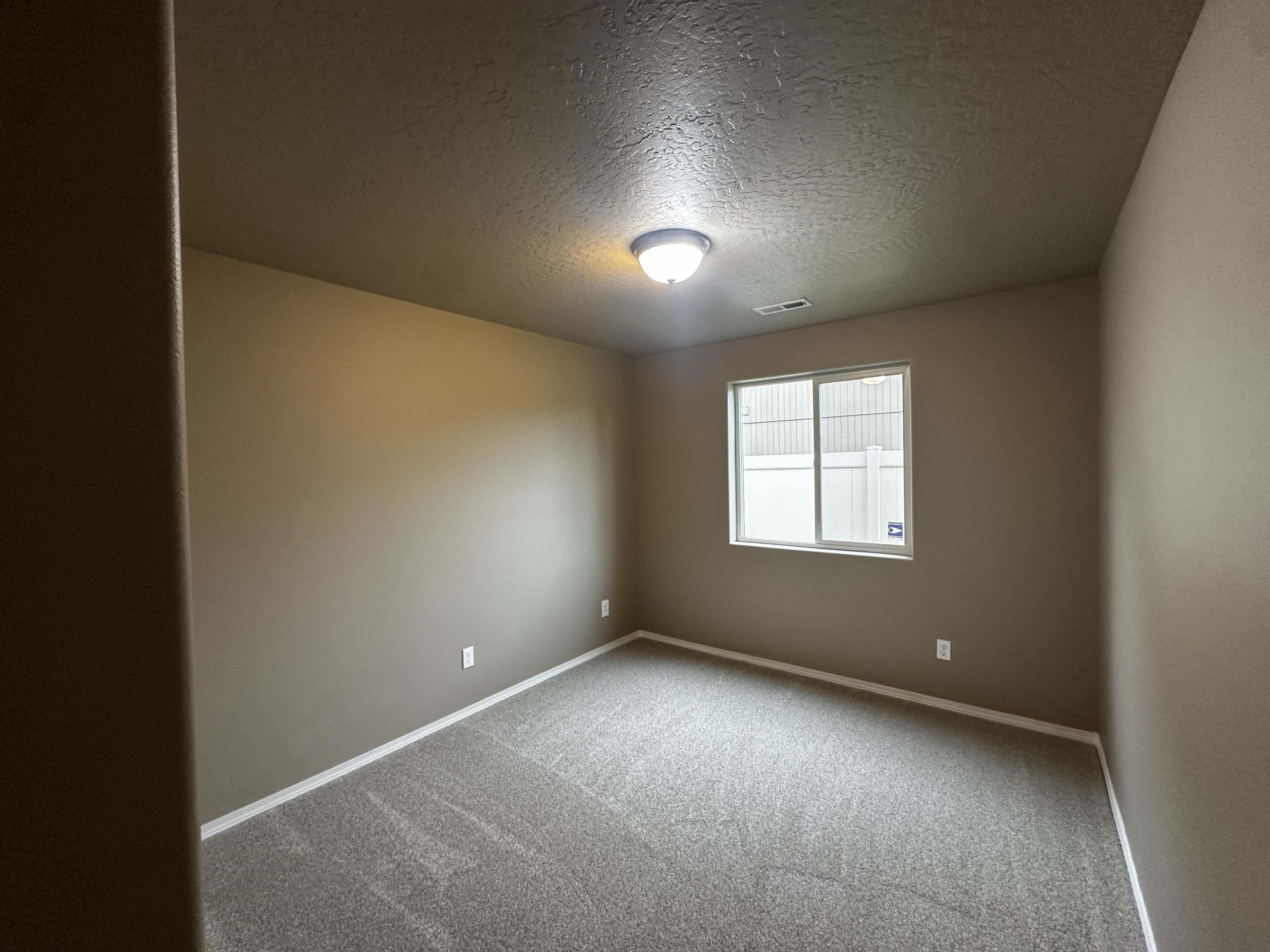 19013 E Mountain View Ave - Photo 8