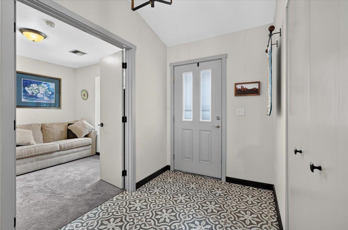 13512 E BOONE Ave - Photo 8