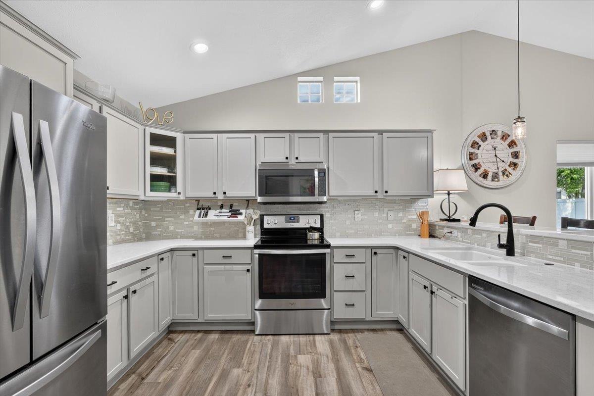 13512 E BOONE Ave - Photo 19