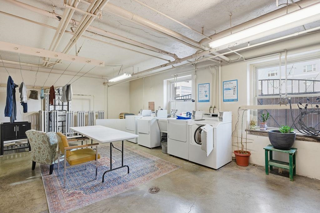 704 W 6th Ave - Photo 19