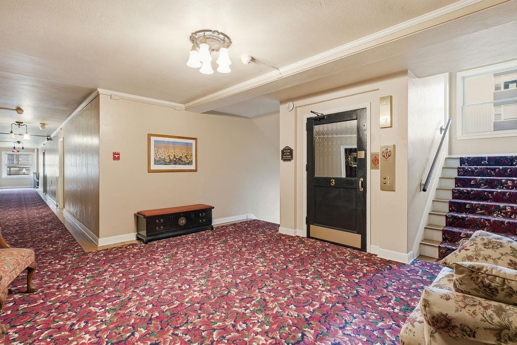 704 W 6th Ave - Photo 17