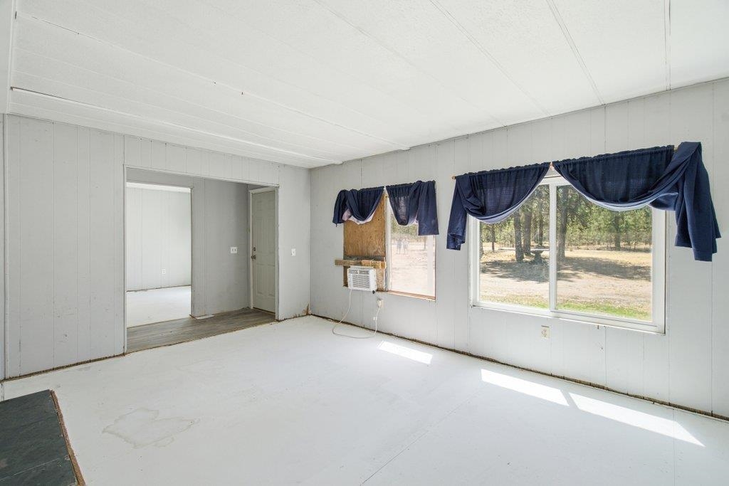 7754 Samuel St - Photo 8
