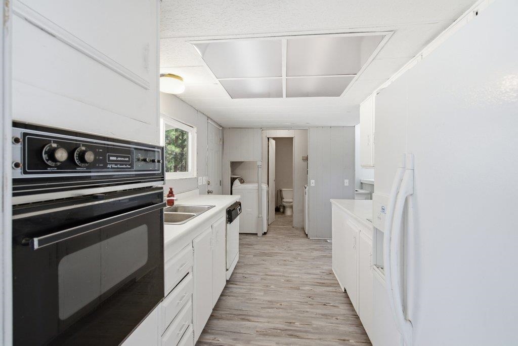 7754 Samuel St - Photo 10