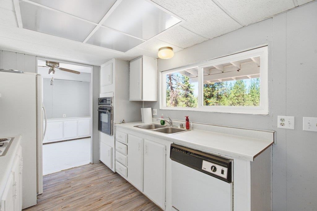 7754 Samuel St - Photo 12