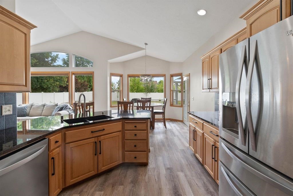 17110 E Daybreak Ln - Photo 4