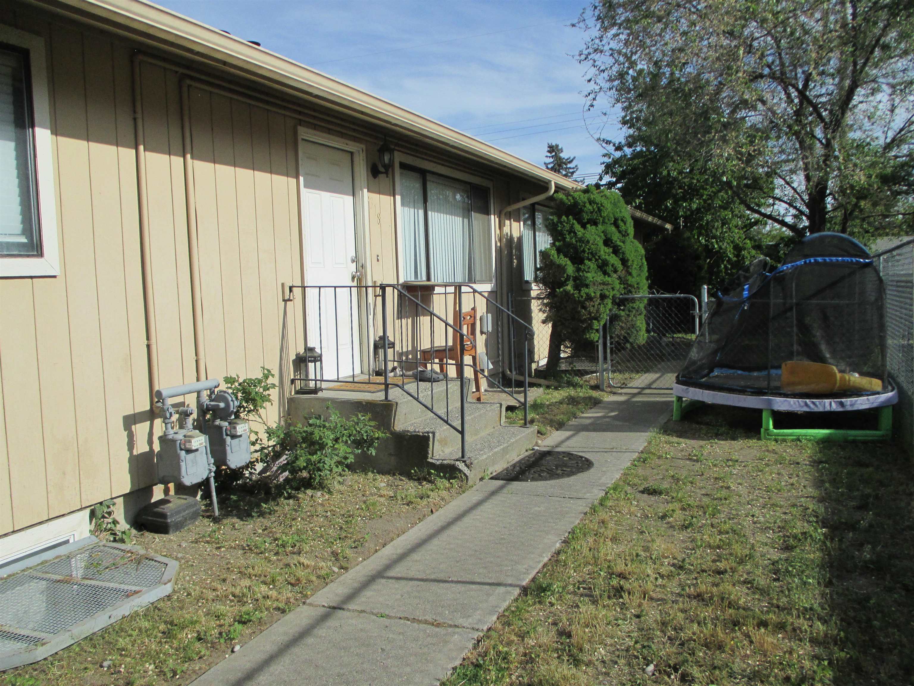 2318 E Dalke Ave - Photo 1
