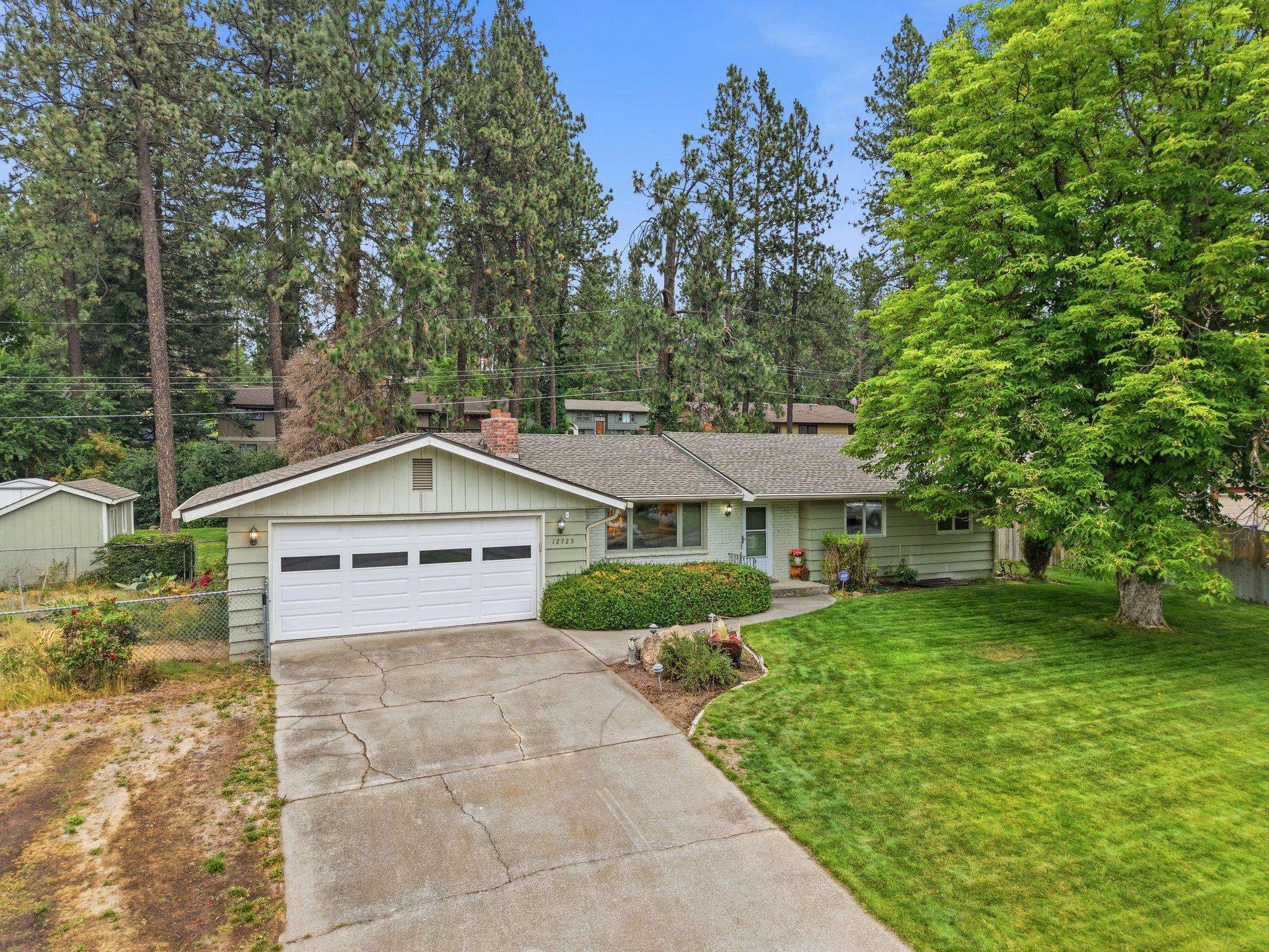12725 E 25TH Ave - Photo 39