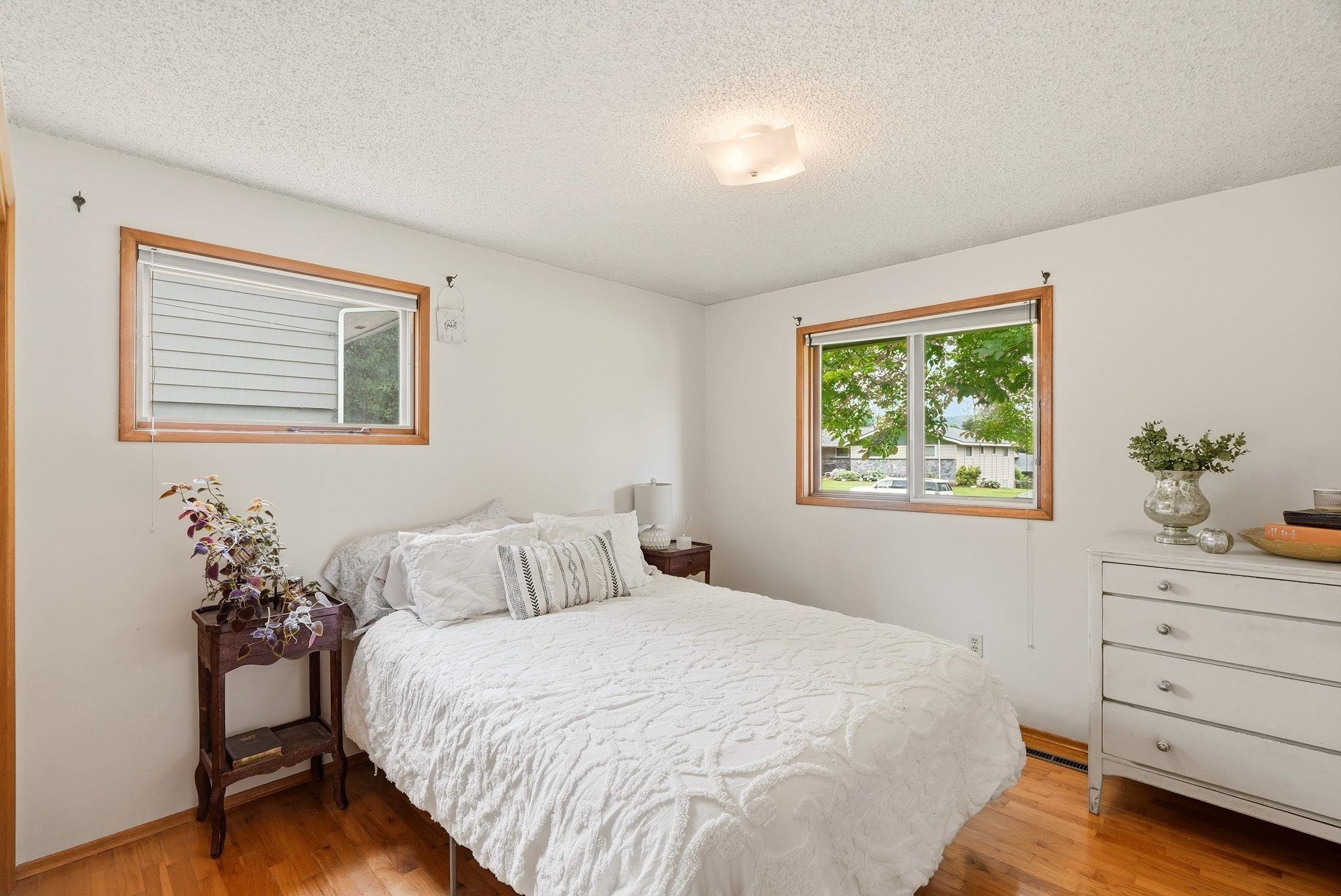 12725 E 25TH Ave - Photo 19