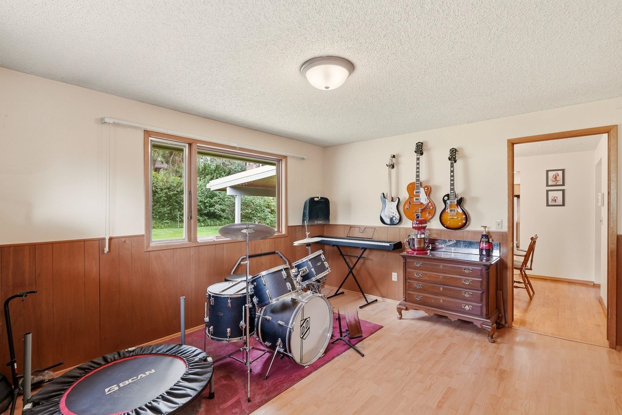 12725 E 25TH Ave - Photo 22