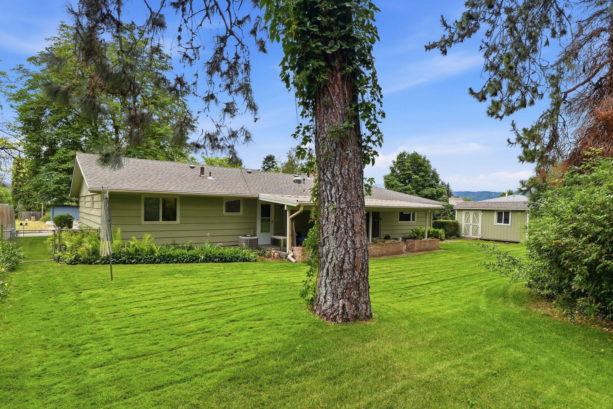 12725 E 25TH Ave - Photo 34
