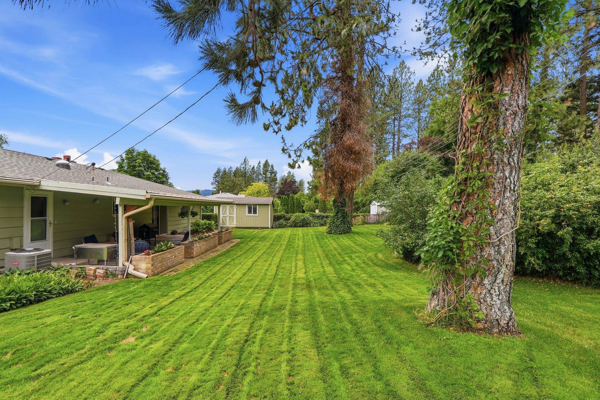 12725 E 25TH Ave - Photo 35