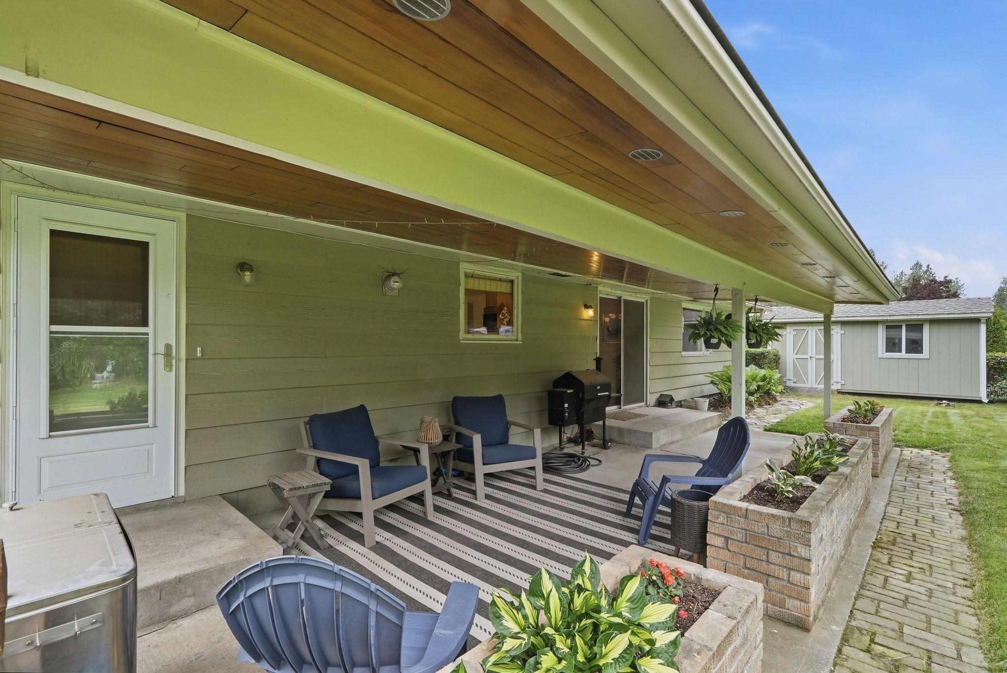 12725 E 25TH Ave - Photo 36